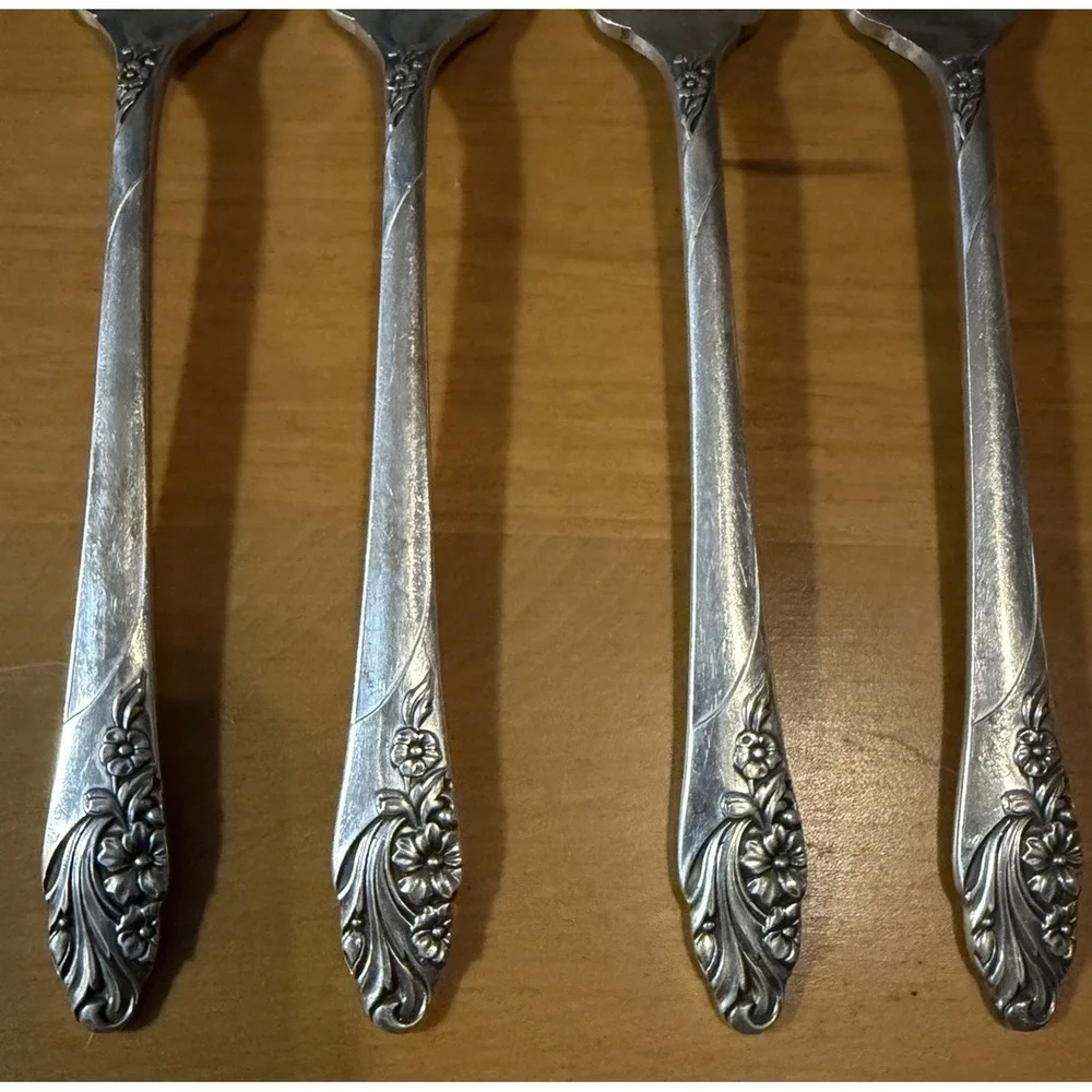 Lot 4 Oneida Community Evening Starsilverplate Salad Forks 6 5/8